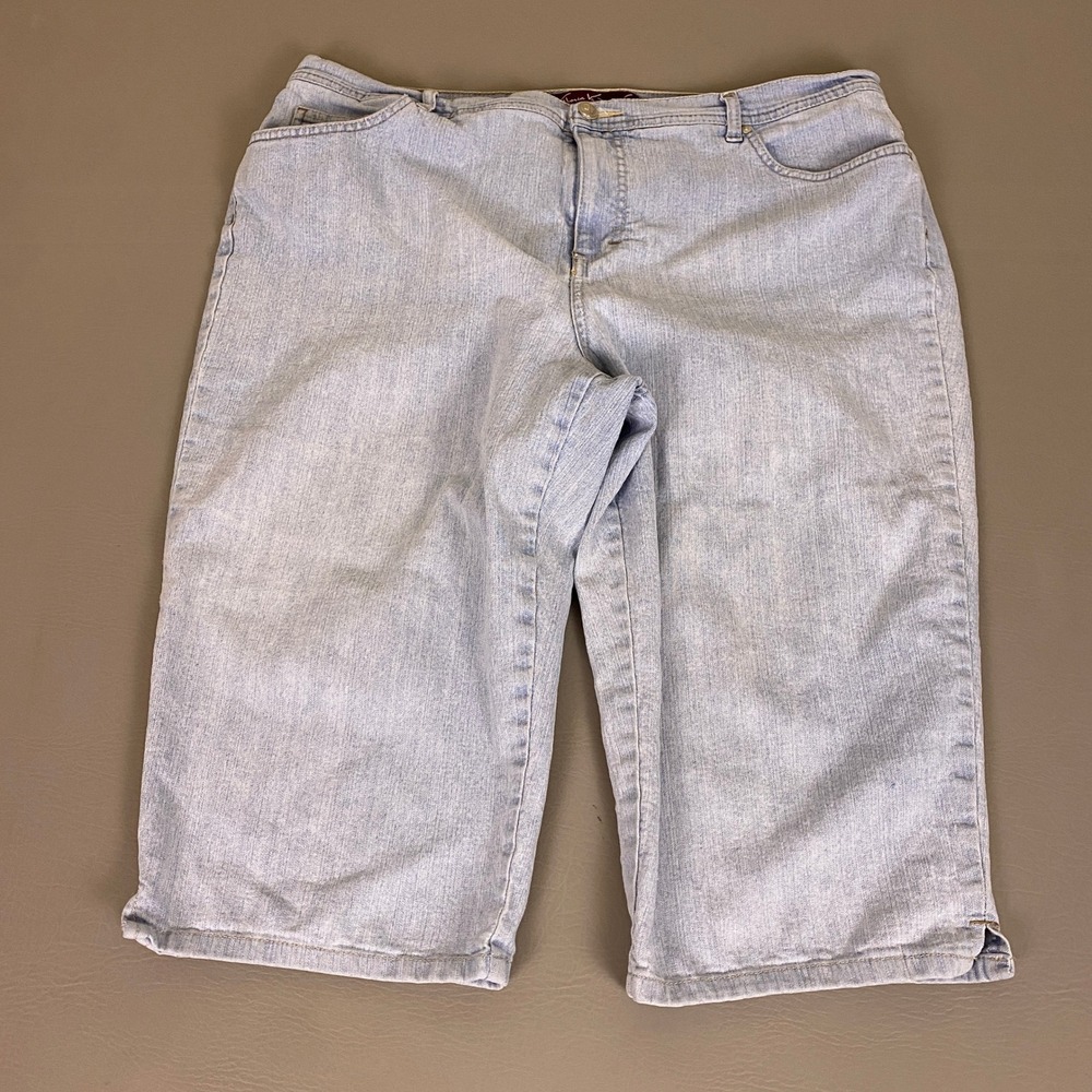 Gloria Vanderbilt Amanda Capri Jeans Women's 18W Blue Light Wash Denim Stretch
